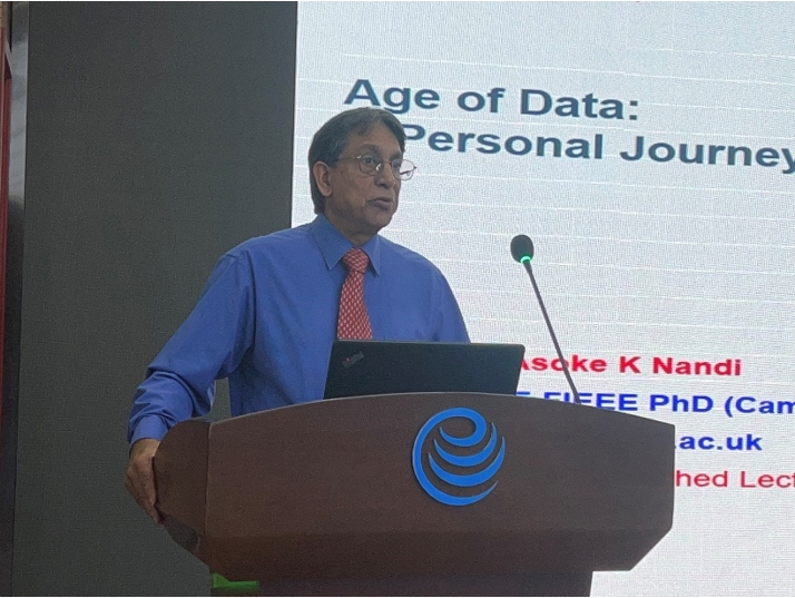 Asoke Kumar Nandi院士主講中國(guó)科學(xué)院大學(xué)“小洪山講壇”